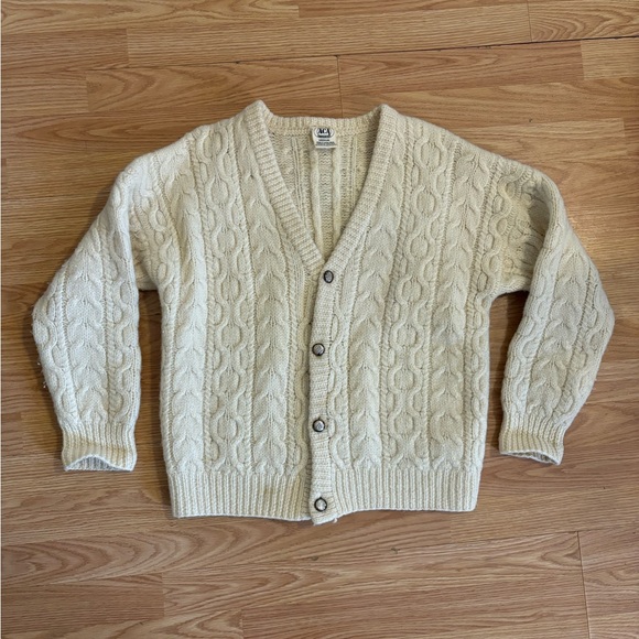 100% wool button down vintage sweater - Picture 1 of 9
